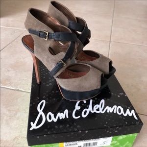 Sam Edelman Noura Olive Suede Platform